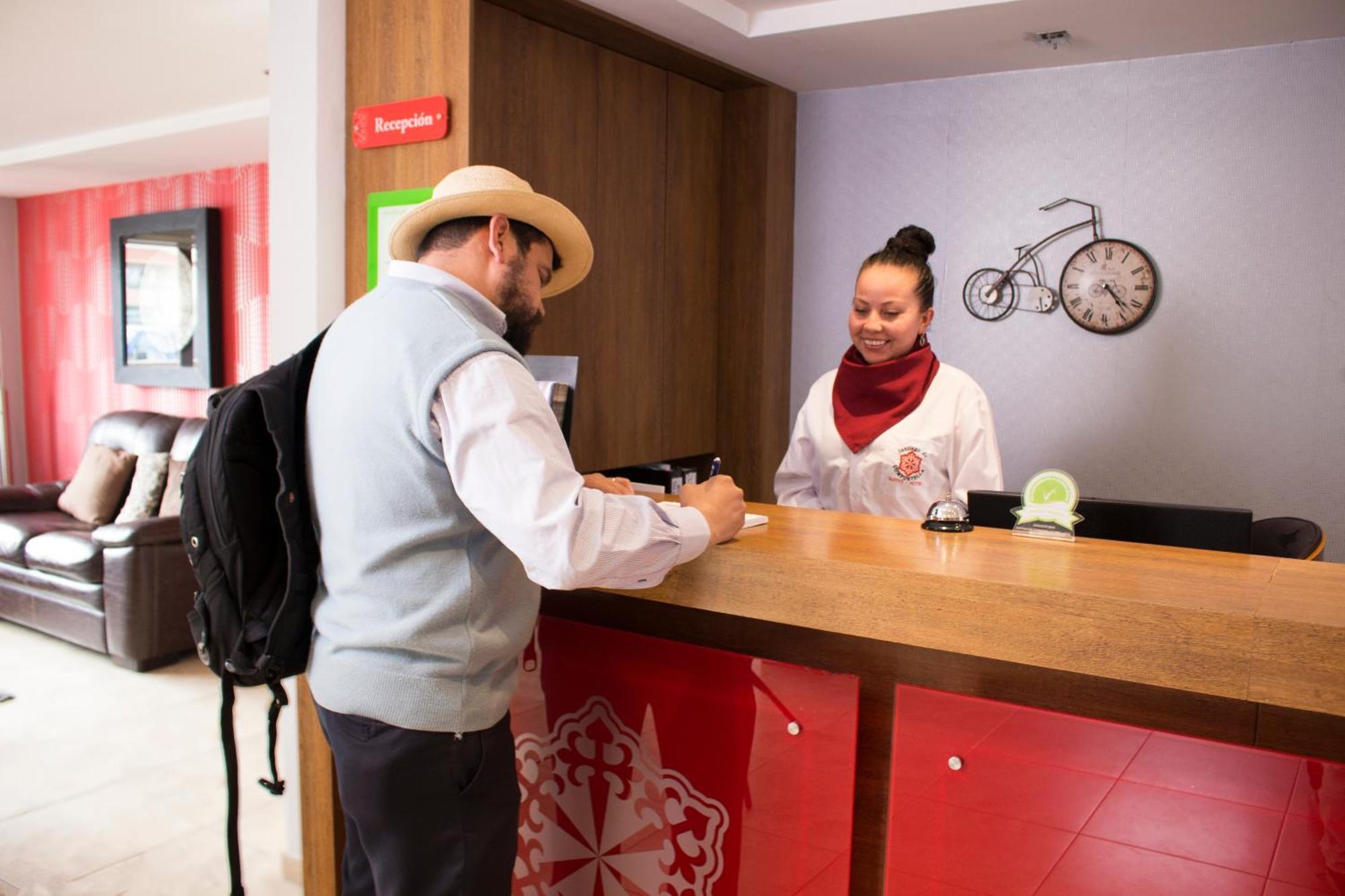 Hotel Santiago De Compostella Suites Cuenca Eksteriør billede