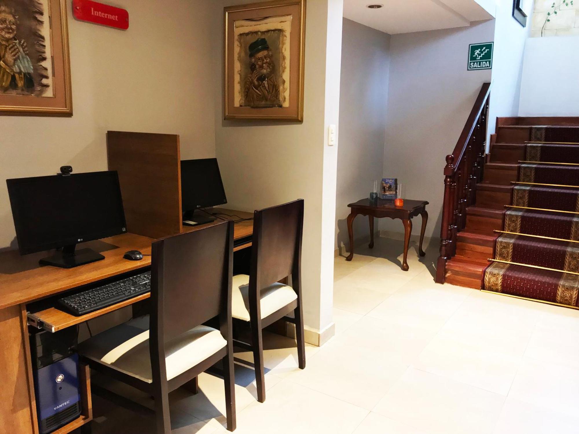 Hotel Santiago De Compostella Suites Cuenca Eksteriør billede