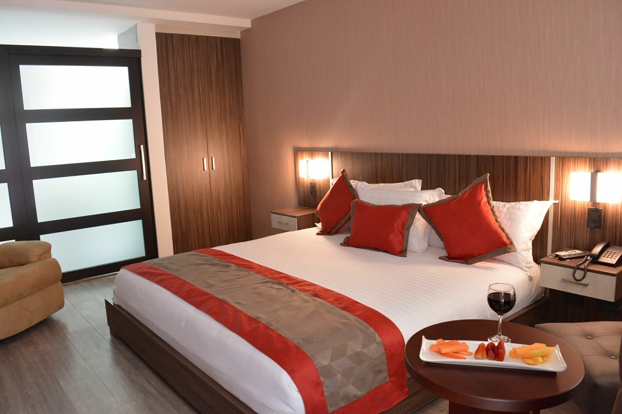 Hotel Santiago De Compostella Suites Cuenca Eksteriør billede